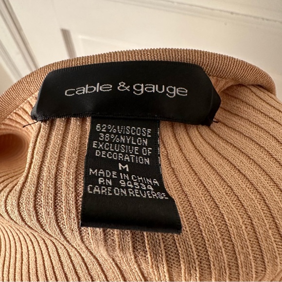 Cable & Gauge Ribbed Knit Cardigan Sweater Silk Matching Top Neutral Minimalist - Picture 12 of 17